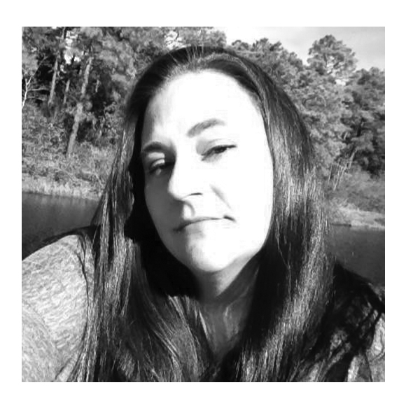 Renee BW